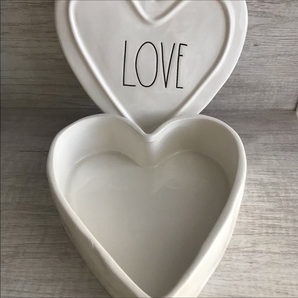 Rae Dunn Love ❤️ jewelry heart - Picture 7 of 7